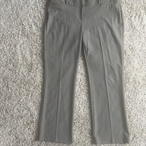 Maurices IT Fit Smart Fit Bootcut Dress Pants Size 11/12 Short.